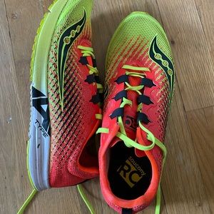 Saucony women’s size 8 racing flats